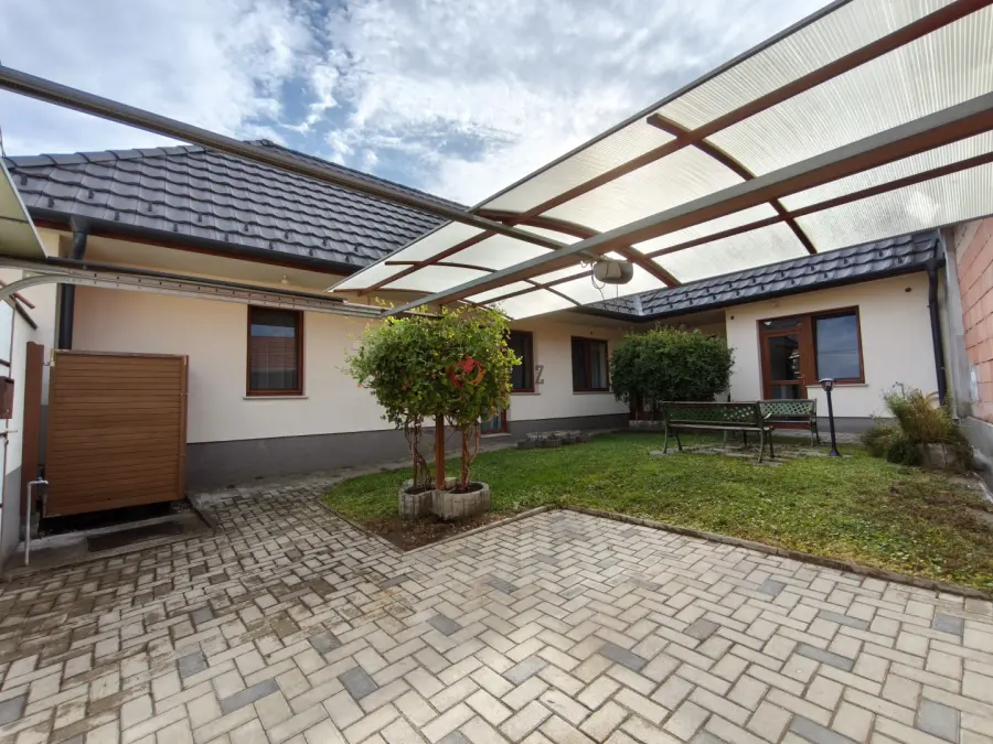 Albérlet, kiadó családi ház, Esztergom