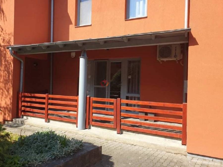 Albérlet, kiadó téglalakás, Paks