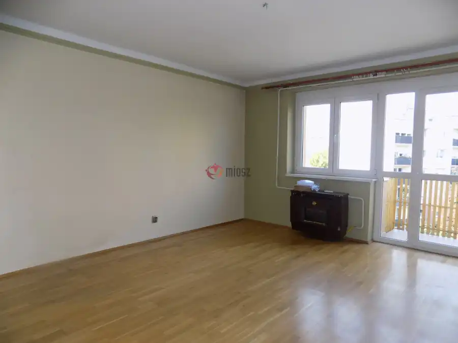 Albérlet, kiadó téglalakás, Székesfehérvár