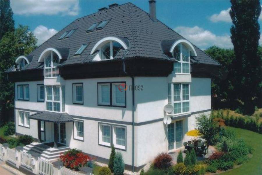Albérlet, kiadó téglalakás, Tata