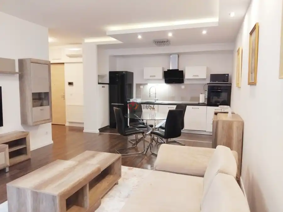 Albérlet, kiadó újszerű téglalakás, Budapest, VIII. kerület