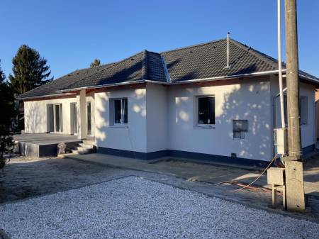 eladó újépítésű családi ház, Erdőkertes eladó újépítésű családi ház, Erdőkertes