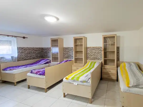 Kiadó családi ház, Dunaföldvár 5 szoba 100 m² 3 E Ft/hó