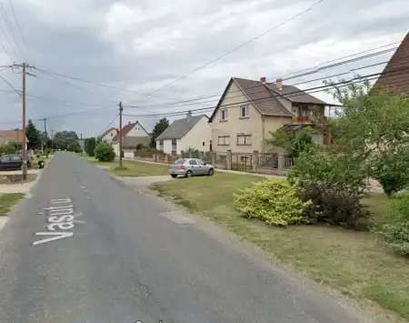 kiadó családi ház, Kecskéd