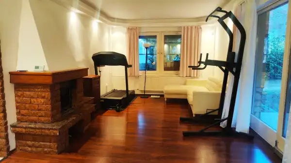 Kiadó családi ház, Nagykovácsi 5 szoba 200 m² 584 E Ft/hó