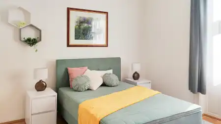 Kiadó családi ház, Paks 2+1 szoba 100 m² 400 E Ft/hó