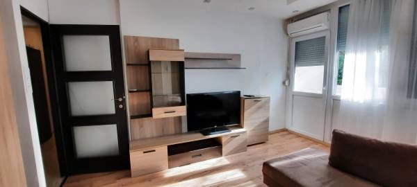 kiadó panel lakás, Nyíregyháza