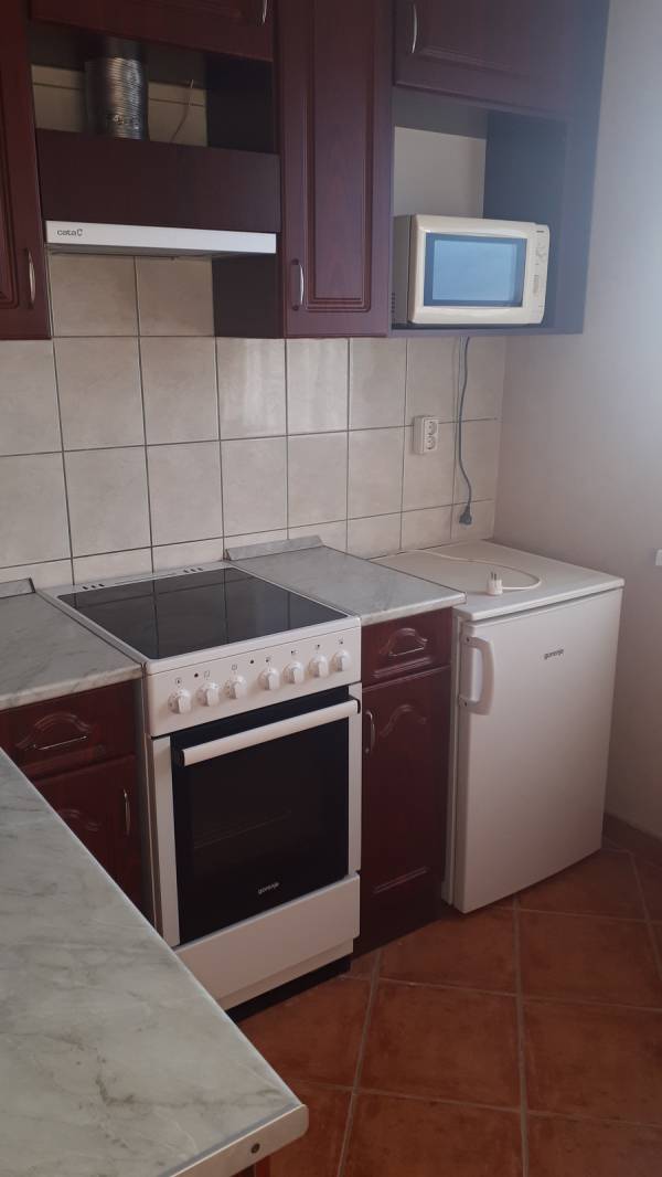 kiadó panel lakás, Nyíregyháza