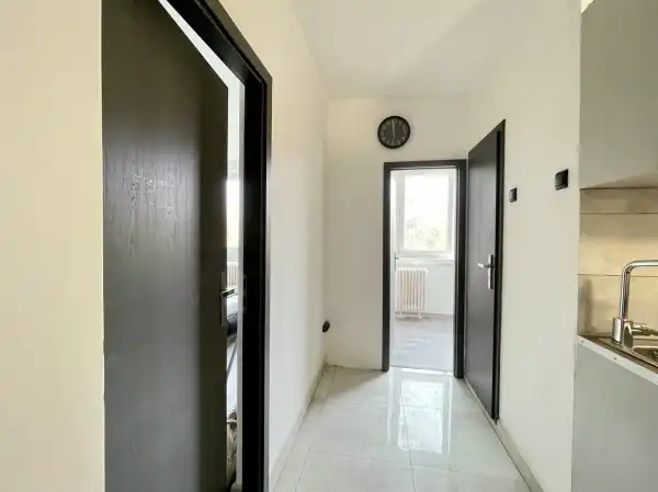 Kiadó panel lakás, Oroszlány 1+1 szoba 36 m² 135 E Ft/hó