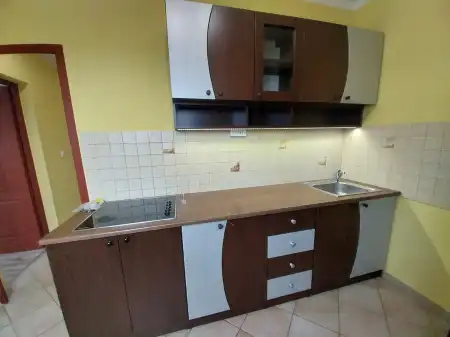 kiadó panel lakás, Tatabánya