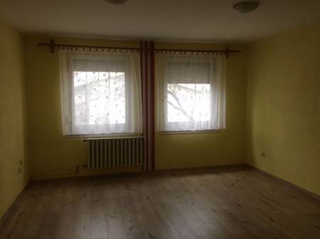 kiadó tégla lakás, Békéscsaba