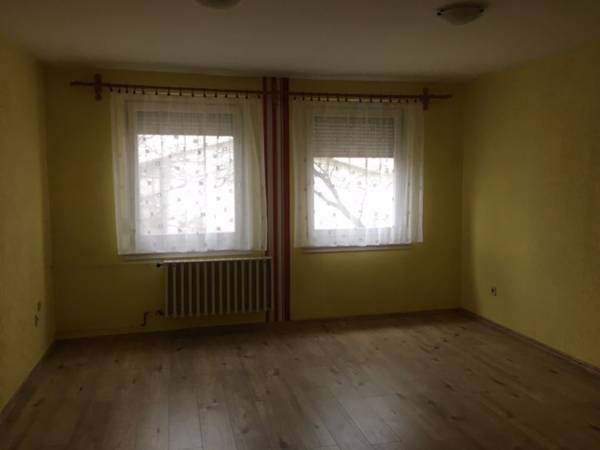 kiadó tégla lakás, Békéscsaba