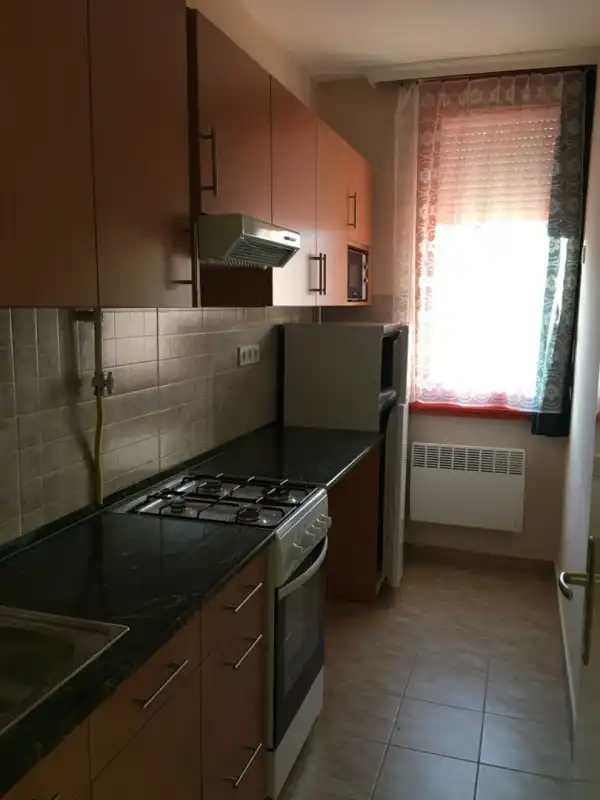 Kiadó tégla lakás, Békéscsaba 1+1 szoba 45 m² 90 E Ft/hó