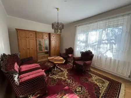 kiadó tégla lakás, Békéscsaba