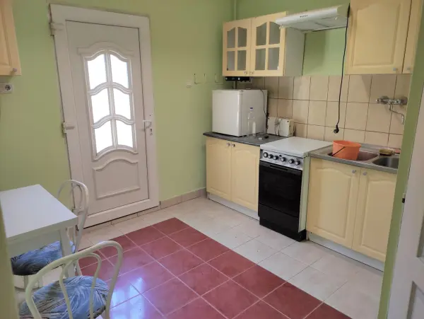 Kiadó tégla lakás, Borjád 2 szoba 70 m² 150 E Ft/hó