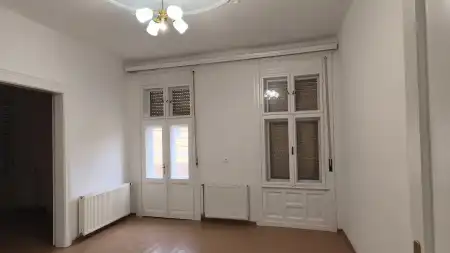 Kiadó tégla lakás, Budakeszi 2 szoba 67 m² 260 E Ft/hó