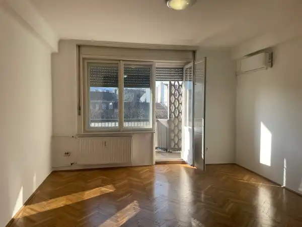 Kiadó tégla lakás, Budapest, I. kerület 1+1 szoba 50 m² 220 E Ft/hó
