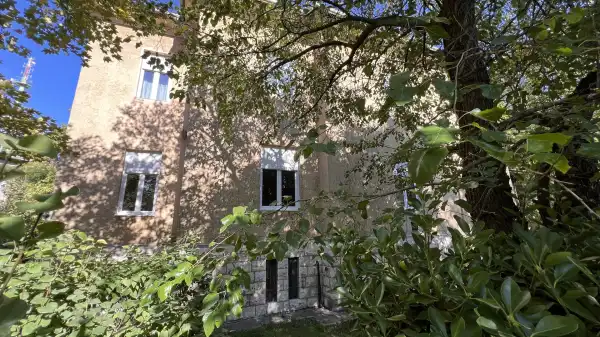 Kiadó tégla lakás, Budapest, I. kerület 3 szoba 108 m² 570 E Ft/hó