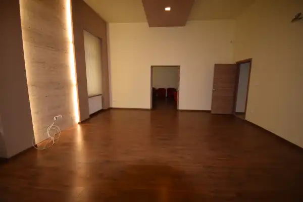 Kiadó tégla lakás, Budapest, I. kerület 4 szoba 133 m² 500 E Ft/hó