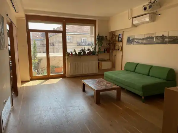 Kiadó tégla lakás, Budapest, II. kerület 3+1 szoba 108 m² 600 E Ft/hó