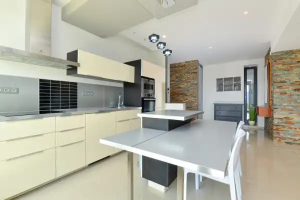 Kiadó tégla lakás, Budapest, II. kerület 4 szoba 140 m² 940 E Ft/hó