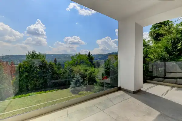 Kiadó tégla lakás, Budapest, II. kerület 4 szoba 140 m² 1.1 M Ft/hó
