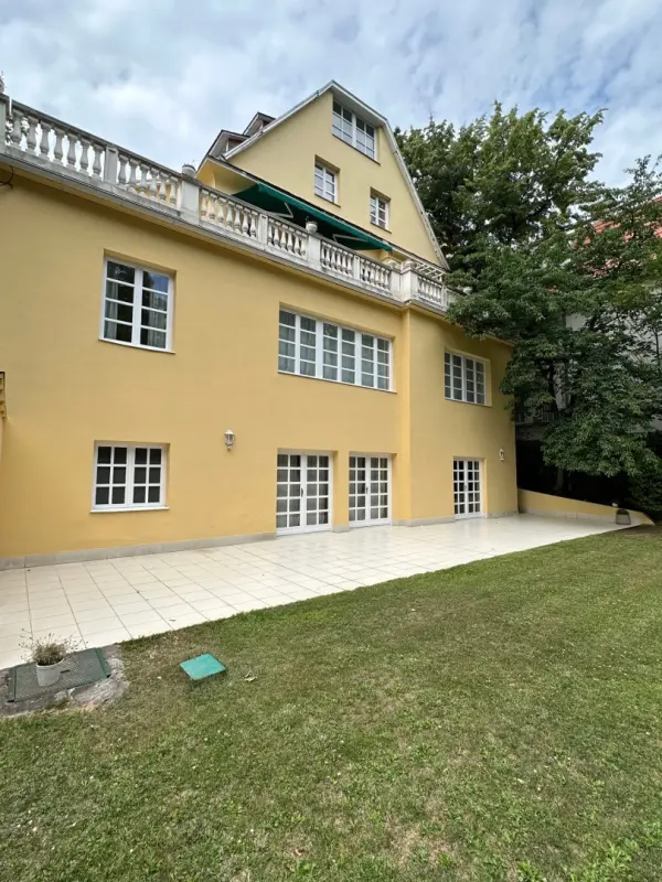Kiadó tégla lakás, Budapest, II. kerület 4 szoba 160 m² 1.1 M Ft/hó