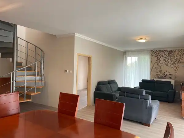 Kiadó tégla lakás, Budapest, III. kerület 4 szoba 136 m² 690 E Ft/hó