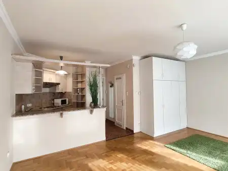 Kiadó tégla lakás, Budapest, III. kerület 1 szoba 33 m² 190 E Ft/hó