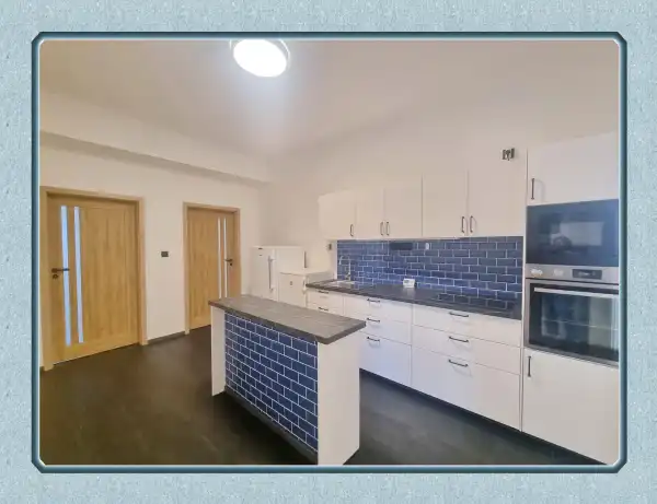 Kiadó tégla lakás, Budapest, IX. kerület 3 szoba 110 m² 600 E Ft/hó