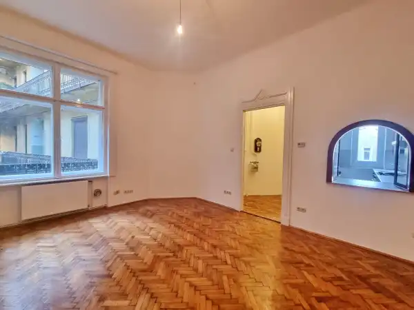 Kiadó tégla lakás, Budapest, IX. kerület 1 szoba 33 m² 180 E Ft/hó