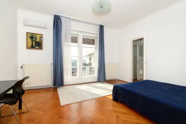 Kiadó tégla lakás, Budapest, V. kerület 4 szoba 126 m² 566 E Ft/hó
