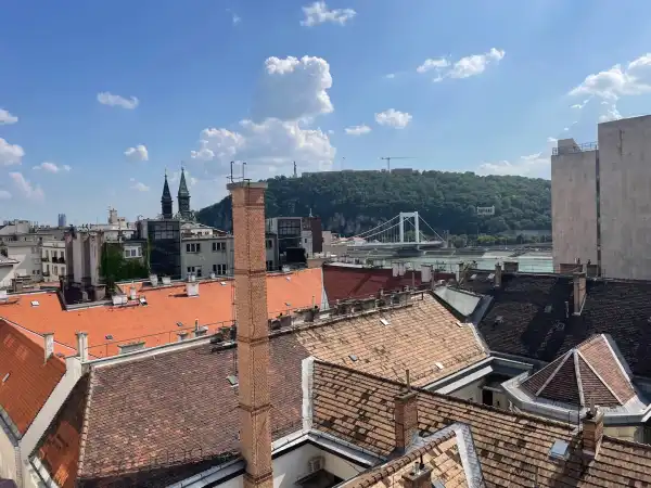 Kiadó tégla lakás, Budapest, V. kerület 2 szoba 62 m² 346 E Ft/hó