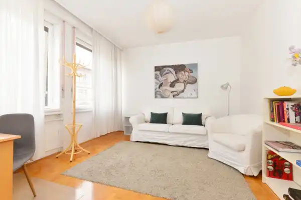 Kiadó tégla lakás, Budapest, V. kerület 3 szoba 68 m² 404 E Ft/hó