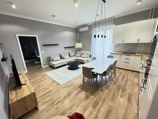 Kiadó tégla lakás, Budapest, V. kerület 2 szoba 60 m² 360 E Ft/hó