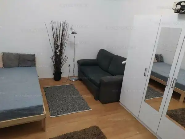 Kiadó tégla lakás, Budapest, VII. kerület 1 szoba 38 m² 200 E Ft/hó