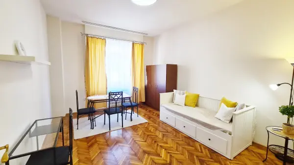 Kiadó tégla lakás, Budapest, VII. kerület 1 szoba 28 m² 225 E Ft/hó