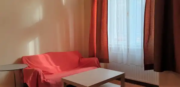 Kiadó tégla lakás, Budapest, VII. kerület 2 szoba 50 m² 220 E Ft/hó