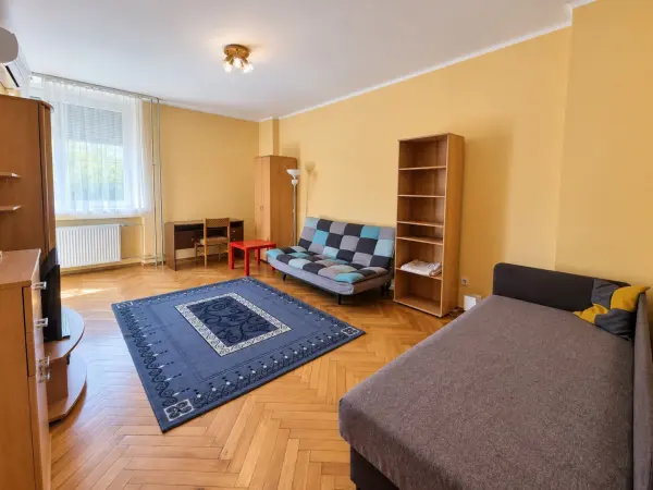Kiadó tégla lakás, Budapest, VIII. kerület 2 szoba 61 m² 250 E Ft/hó