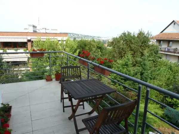 Kiadó tégla lakás, Budapest, XI. kerület 4 szoba 75 m² 375 E Ft/hó