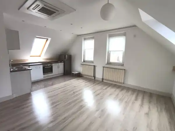 Kiadó tégla lakás, Budapest, XII. kerület 2 szoba 61 m² 250 E Ft/hó