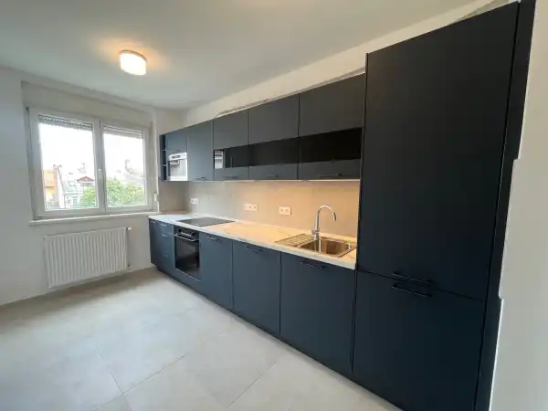 Kiadó tégla lakás, Budapest, XII. kerület 4 szoba 110 m² 670 E Ft/hó