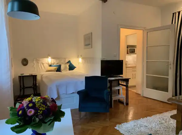 Kiadó tégla lakás, Budapest, XIII. kerület 1 szoba 33 m² 200 E Ft/hó