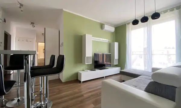 Kiadó tégla lakás, Budapest, XIV. kerület 3 szoba 55 m² 280 E Ft/hó
