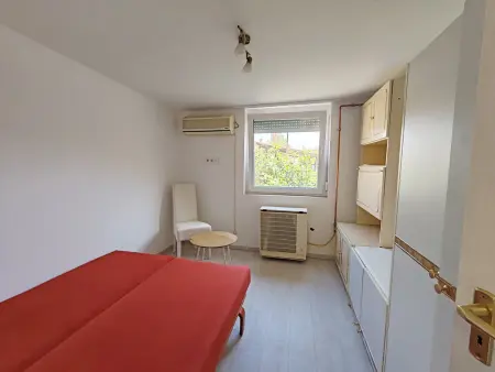 Kiadó tégla lakás, Budapest, XXI. kerület 1 szoba 30 m² 160 E Ft/hó