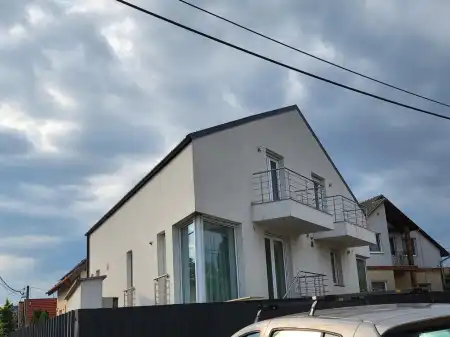 Kiadó tégla lakás, Budapest, XXII. kerület 2+2 szoba 120 m² 450 E Ft/hó