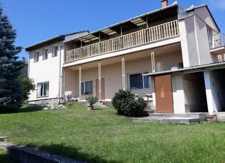 kiadó tégla lakás, Eger