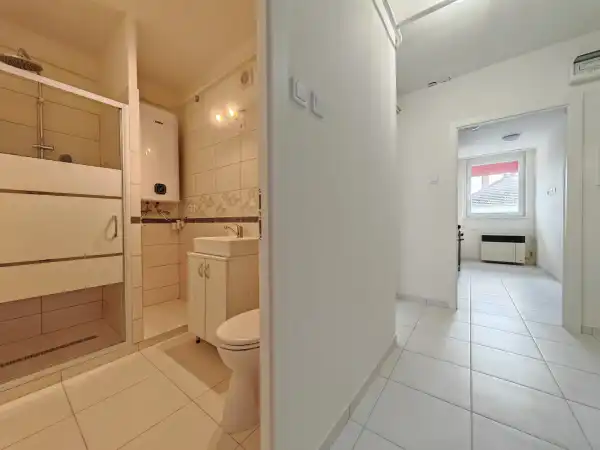 Kiadó tégla lakás, Eger 2 szoba 56 m² 180 E Ft/hó