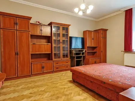 Kiadó tégla lakás, Eger 1 szoba 38 m² 120 E Ft/hó