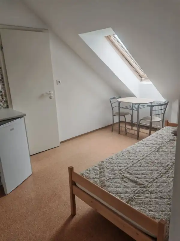 Kiadó tégla lakás, Győr 1 szoba 14 m² 126 E Ft/hó + Áfa